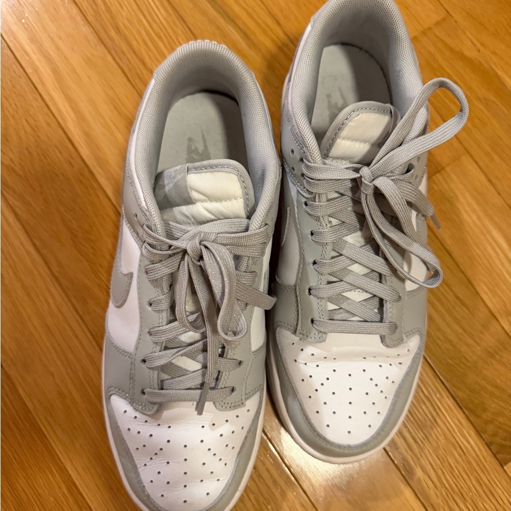 Nike Light Gray and White Dunks size 7 - Picture 2 of 8
